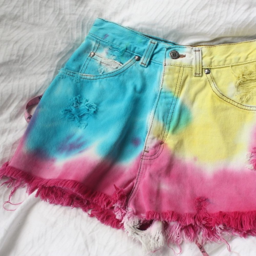 VINTAGE Levi's Denim Shorts Tie Dyed